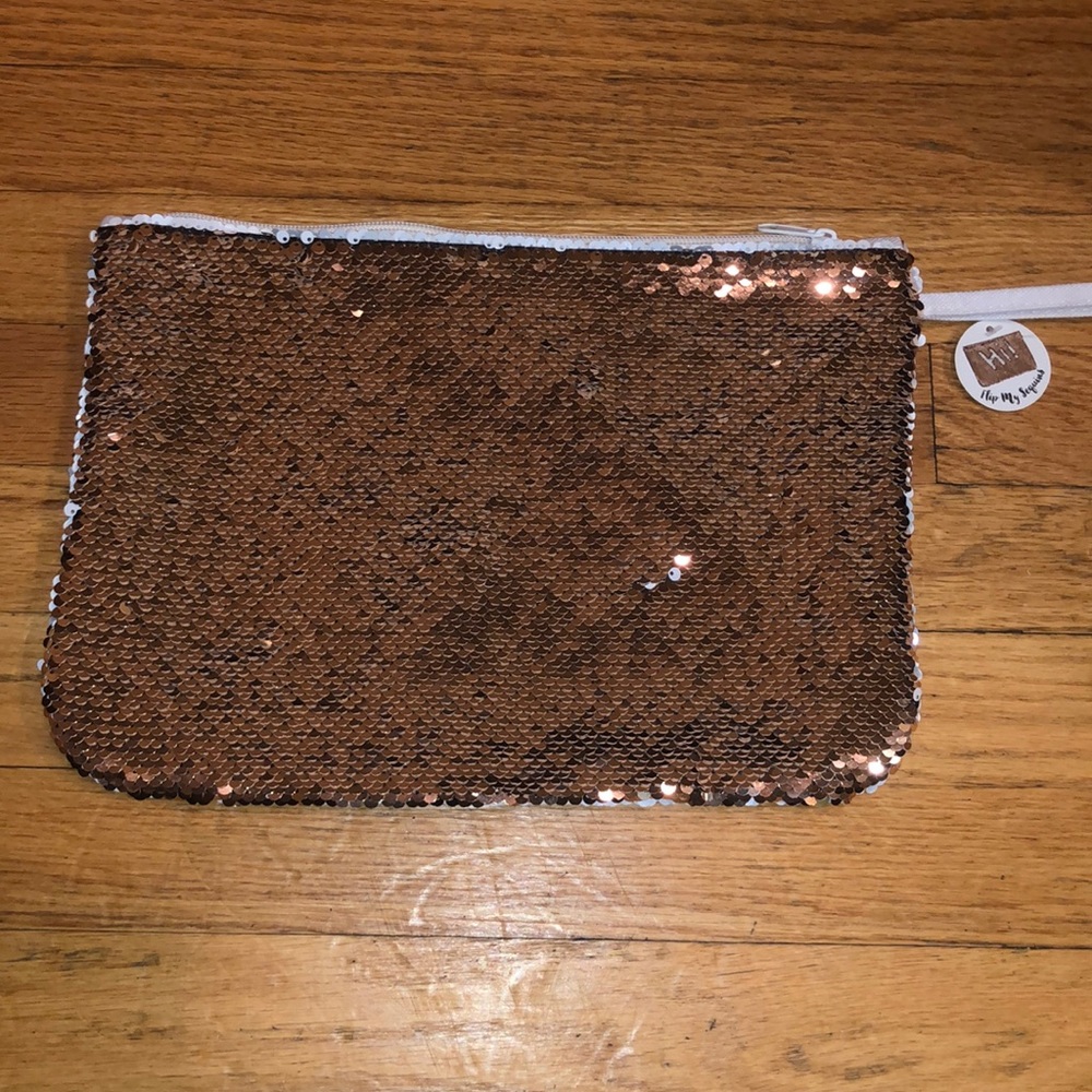Gold/white flip sequin bag